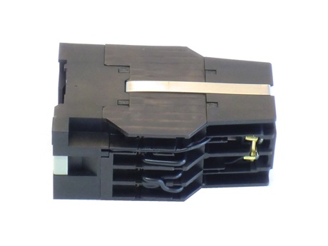 [LK51013990] DEMAG Schütz DSW 3TF8133      24V50HZ KW-Schütz 